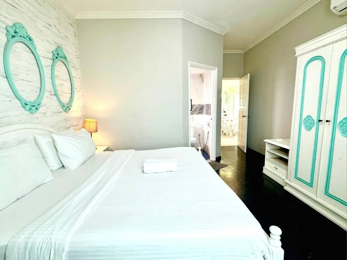 Century Bay Private Residences Sungai Dua Bukit